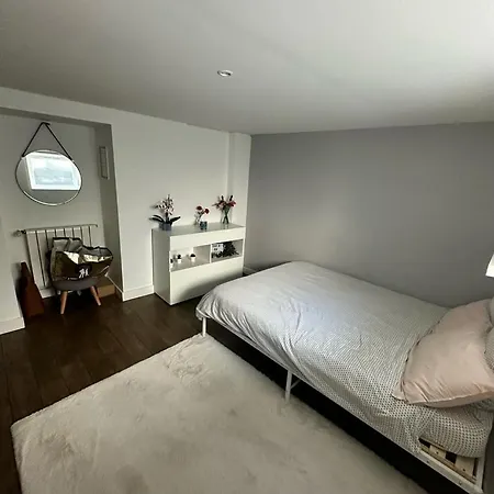 Family House With Pool Holiday home Bordeaux