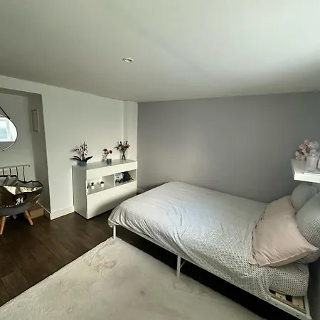 Holiday home Family House With Pool Bordeaux