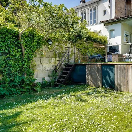 Family House With Pool Holiday home *