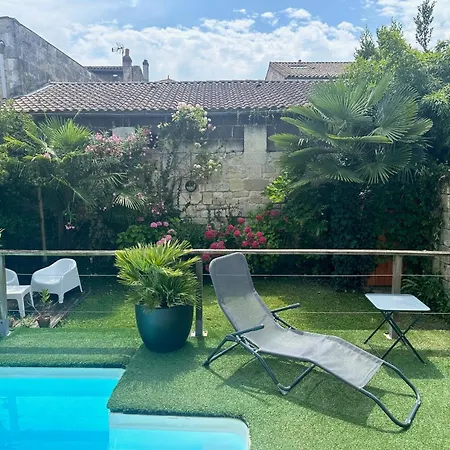 Family House With Pool Bordeaux