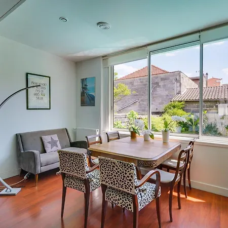 Family House With Pool 3* בורדו
